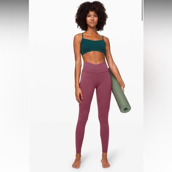 Lululemon Always On High-Rise Tight 28" *Everlux
Plumful sz 8 - Picture 1 of 8